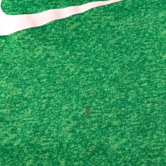 ✔️Boys Nike Tee - Picture 4 of 4